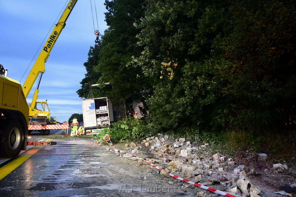 Schwerer VU A 3 Rich Oberhausen Hoehe AK Leverkusen P245.JPG - Miklos Laubert